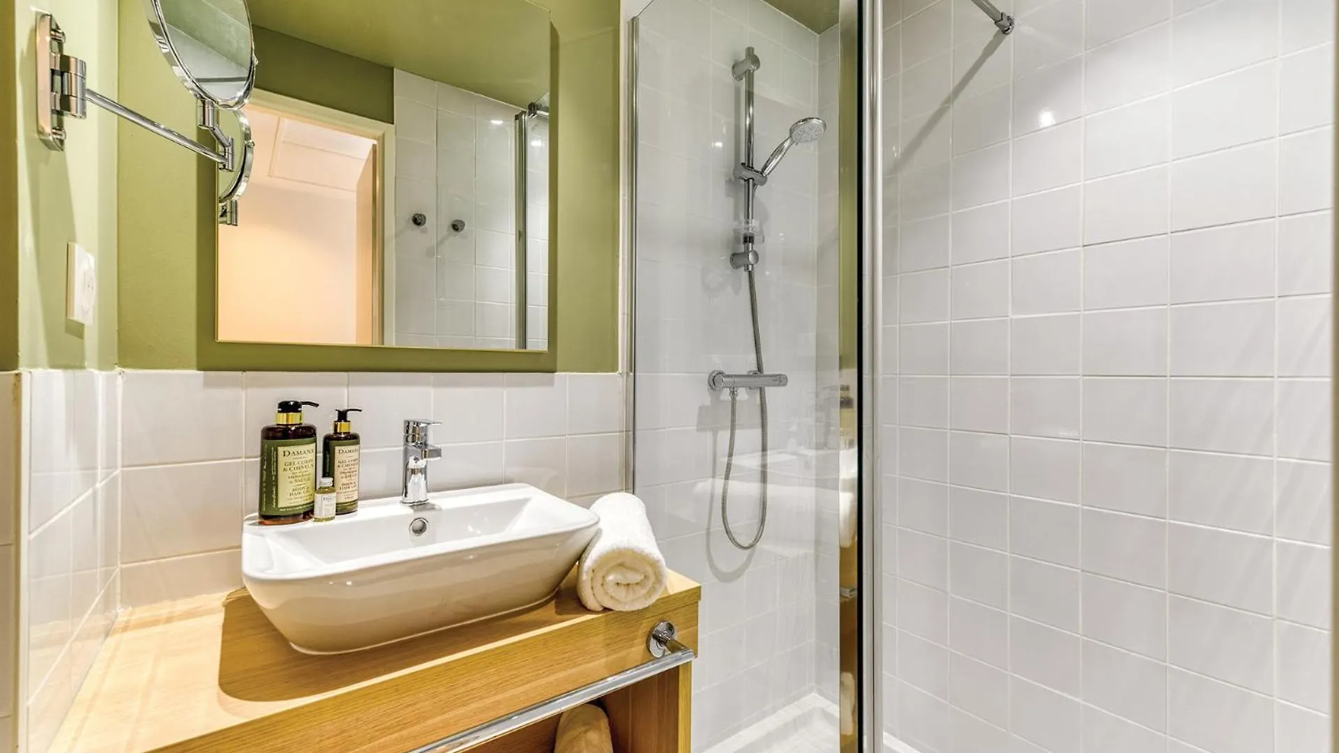 Bikube Lyon Aparthotel